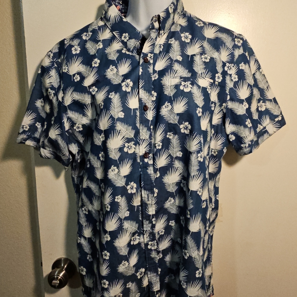 7 diamonds button down shirt